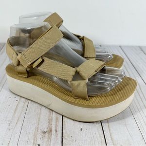 Teva Tan Platform Sandals 6